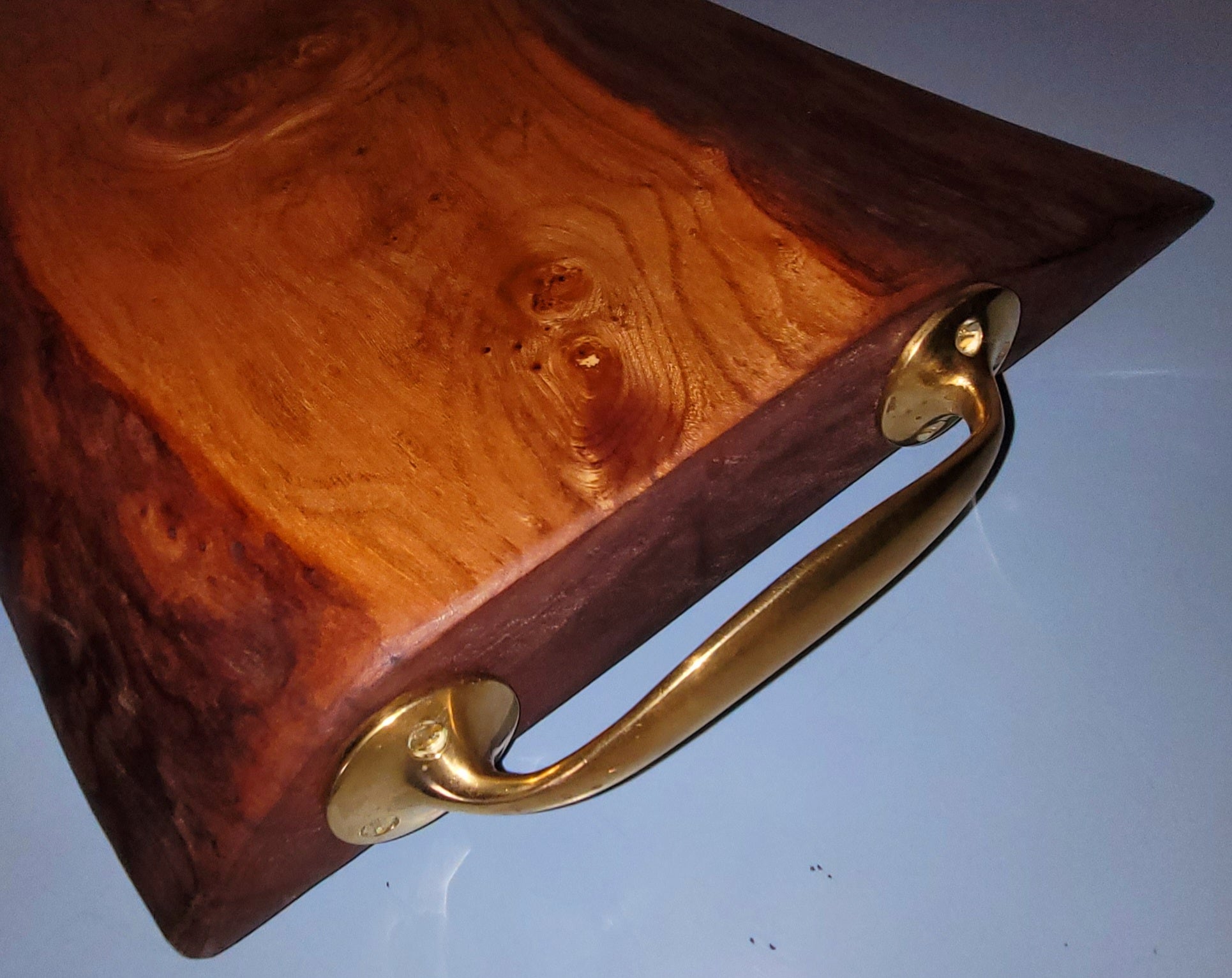 z..... Large Elm Wood Serving/Cheese  Board