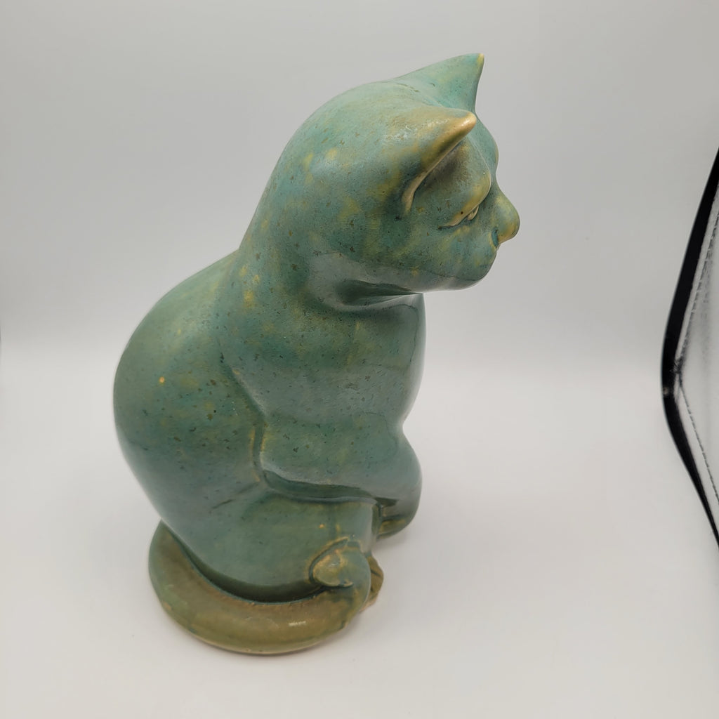 🐾 “The Cat With Opinions” — Mid-Century Ceramic Sculpture