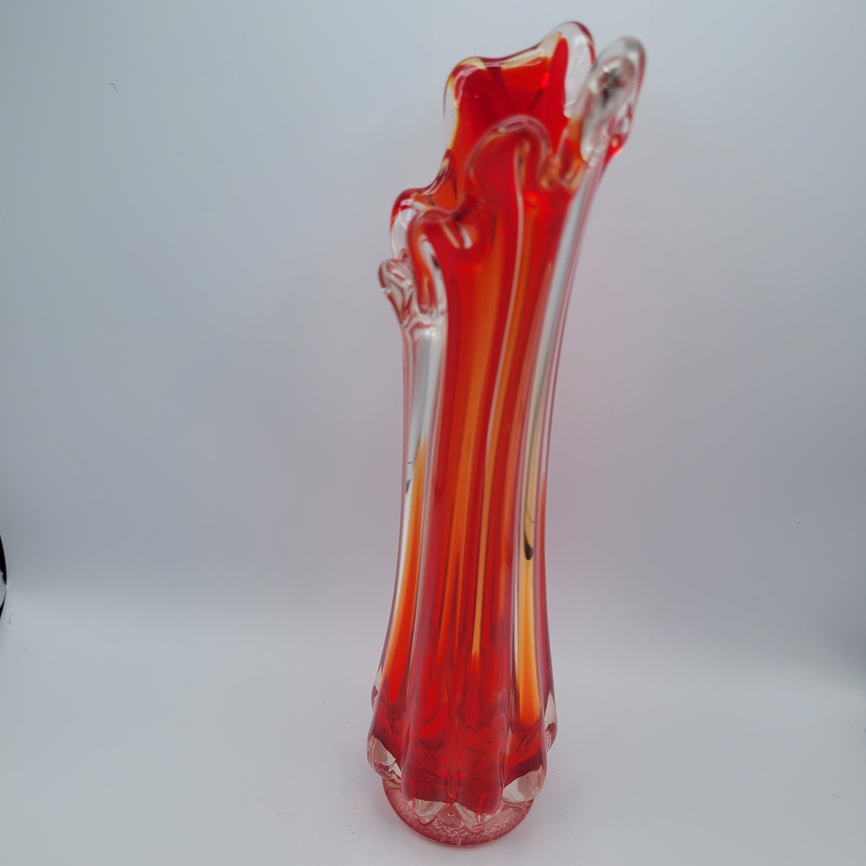 Italian art glass in the Murano Tradition. Sommerso & Rigadin Swung Vase. 1960s Mid Century Modern. Superb 👌