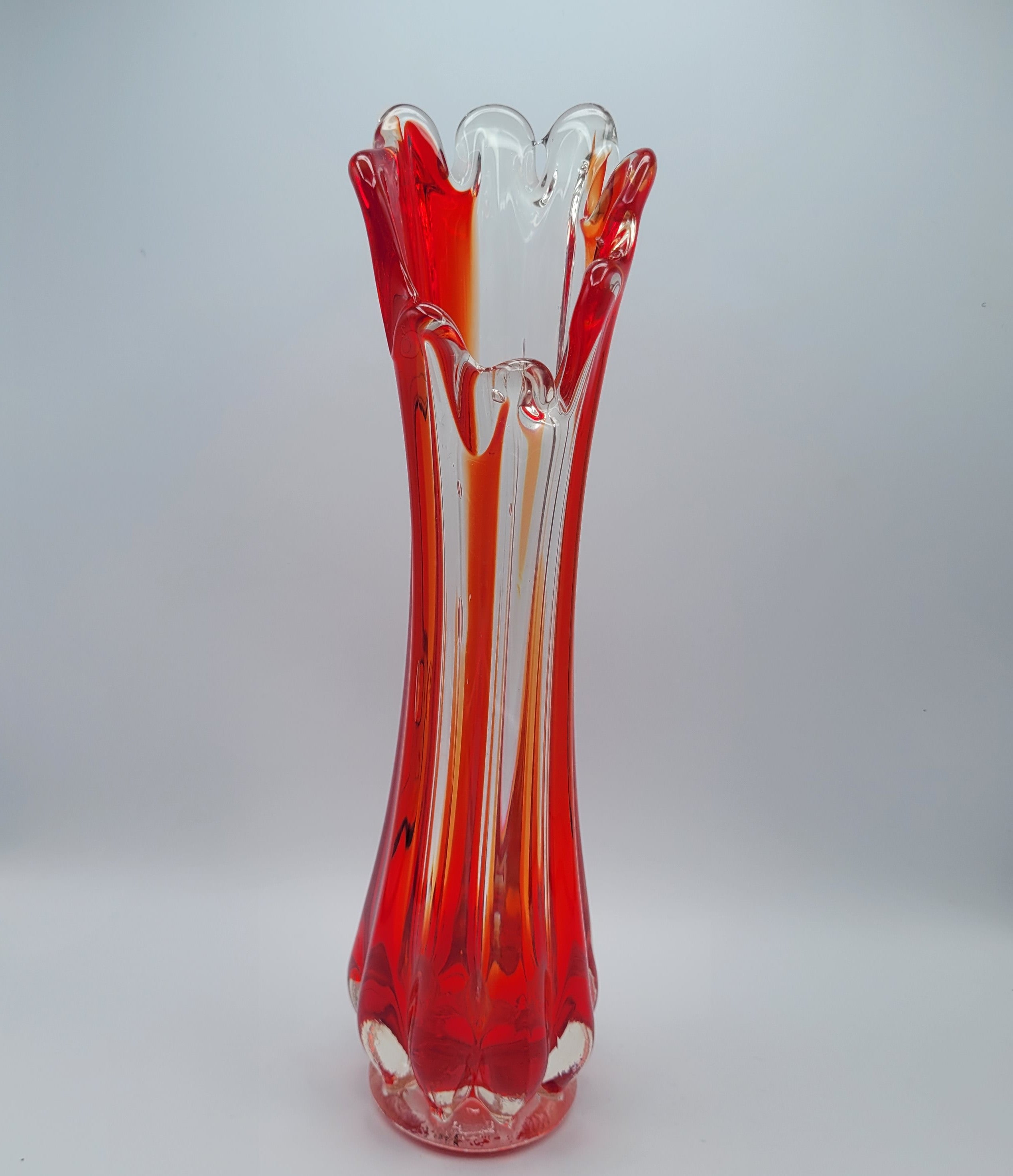 Italian art glass in the Murano Tradition. Sommerso & Rigadin Swung Vase. 1960s Mid Century Modern. Superb 👌