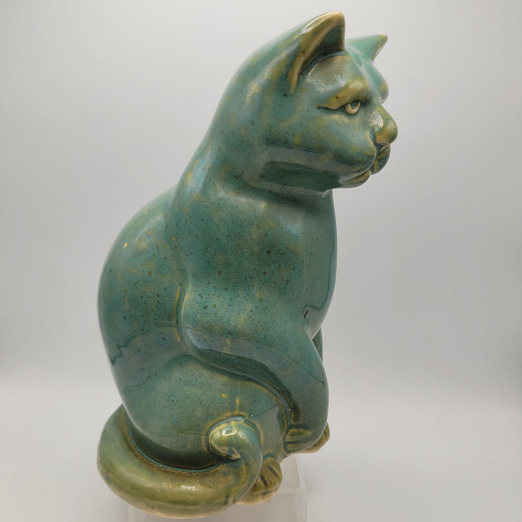 🐾 “The Cat With Opinions” — Mid-Century Ceramic Sculpture