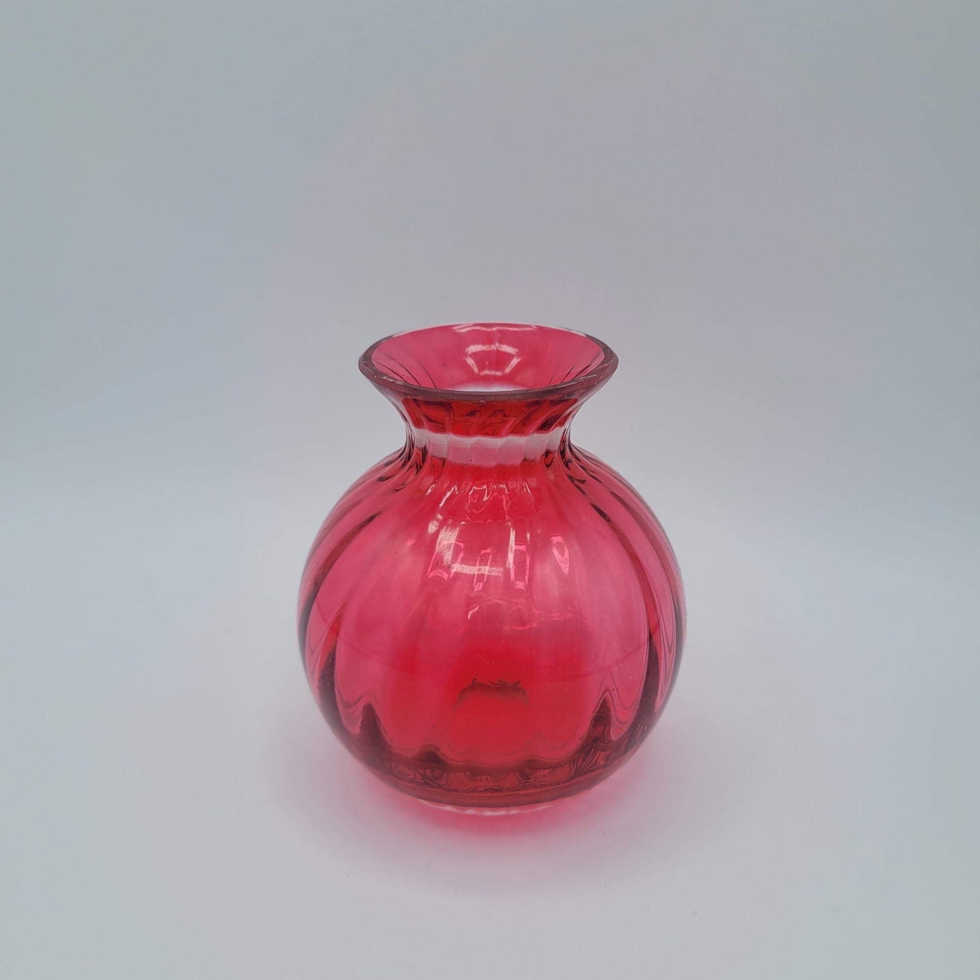 Pilgrim cranberry glass posy vase "optic swirl" perfect