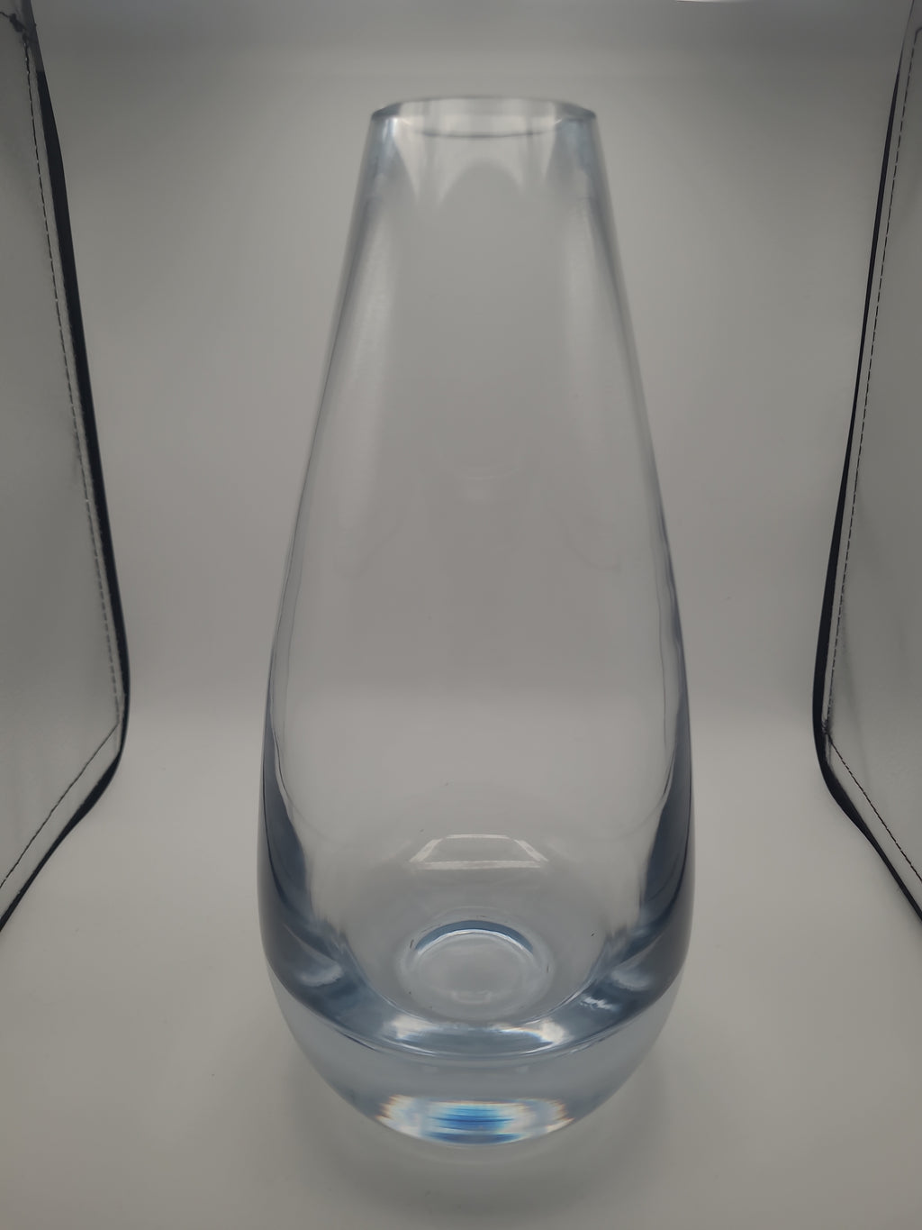 Tall Conical Vase, Attributed to Per Lütken for Holmegaard, Denmark, c.1960s 🇩🇰