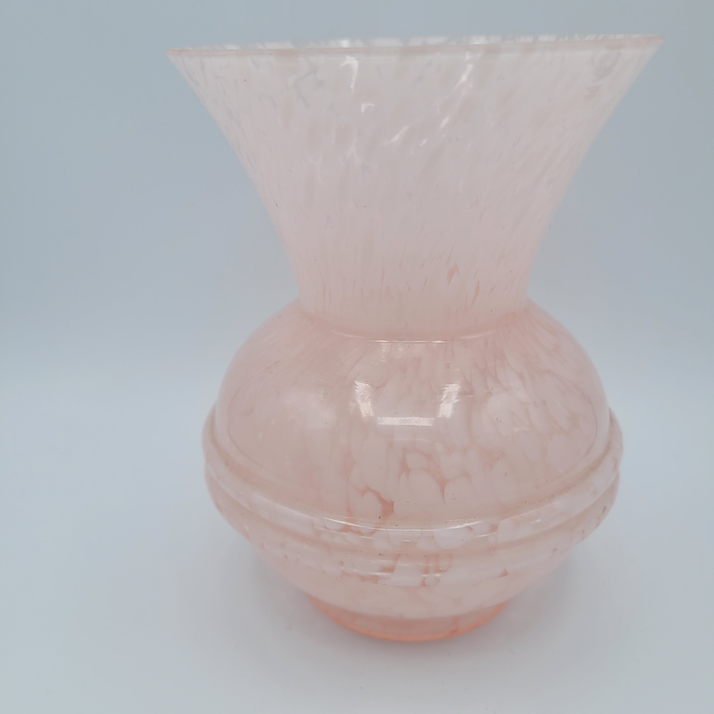 Vintage MCM pink speckled hand-blown Art Glass Vase.