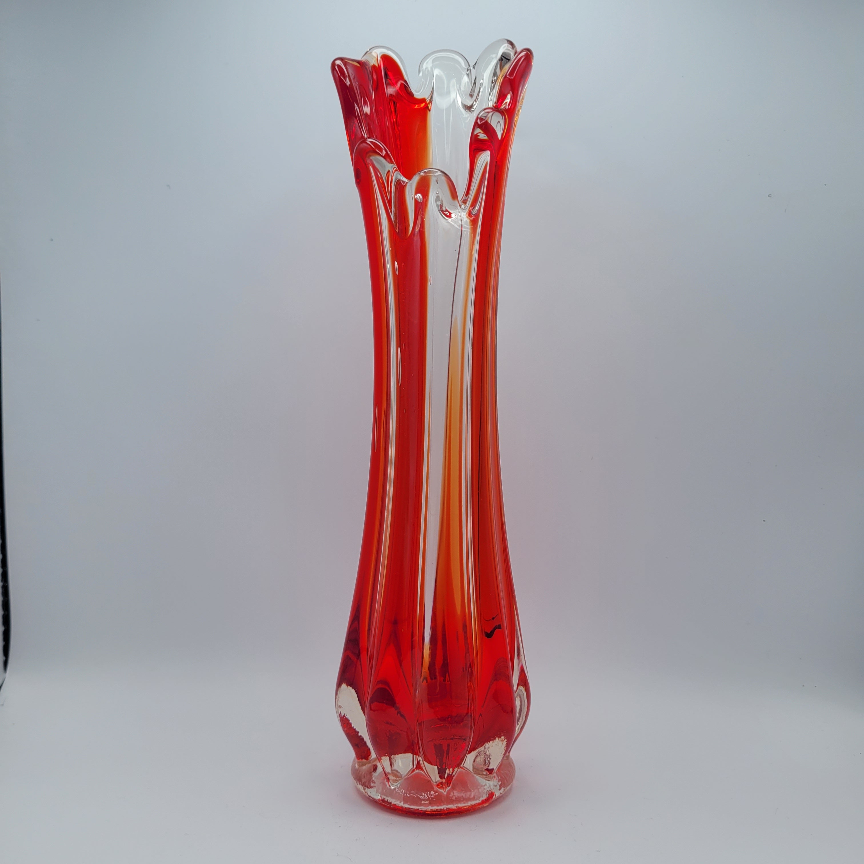 Italian art glass in the Murano Tradition. Sommerso & Rigadin Swung Vase. 1960s Mid Century Modern. Superb 👌