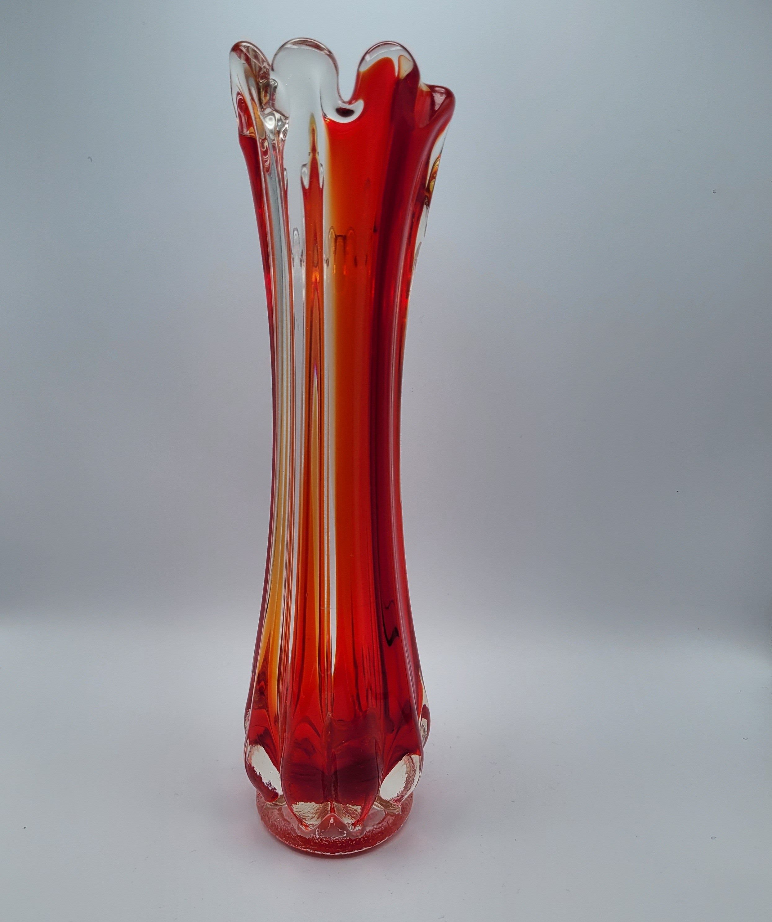 Italian art glass in the Murano Tradition. Sommerso & Rigadin Swung Vase. 1960s Mid Century Modern. Superb 👌