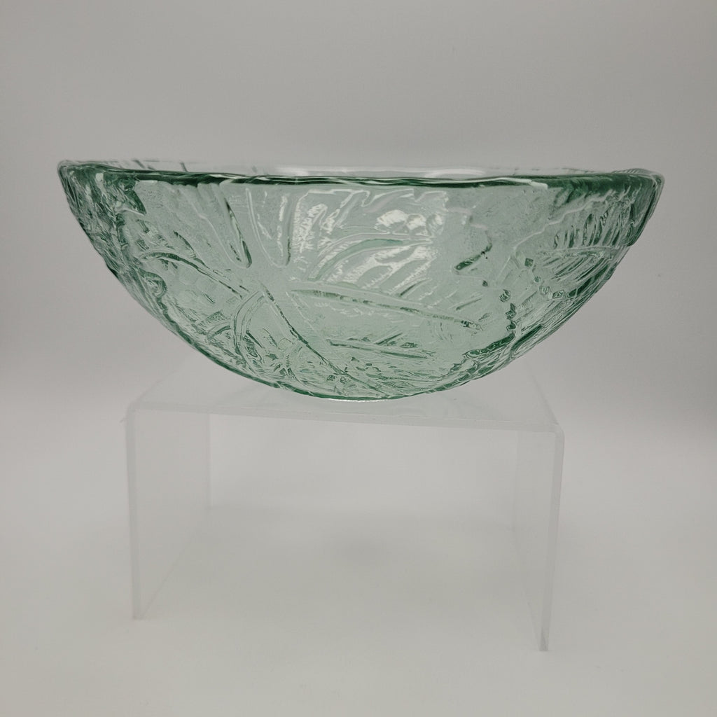 Mid-Century British Pressed Glass Bowl – Pale Green with Subtle Uranium Glow, c.1940s–50s