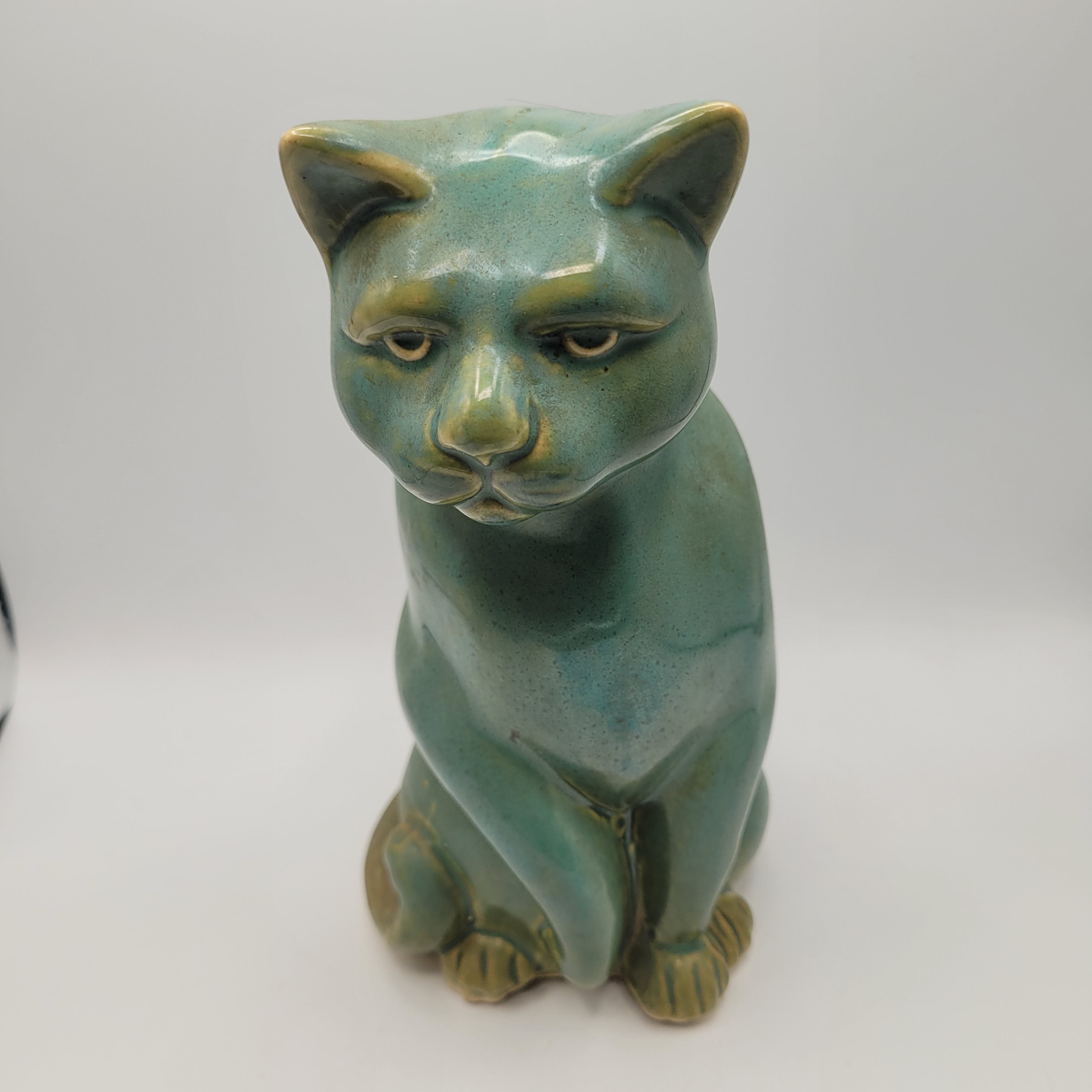 🐾 “The Cat With Opinions” — Mid-Century Ceramic Sculpture