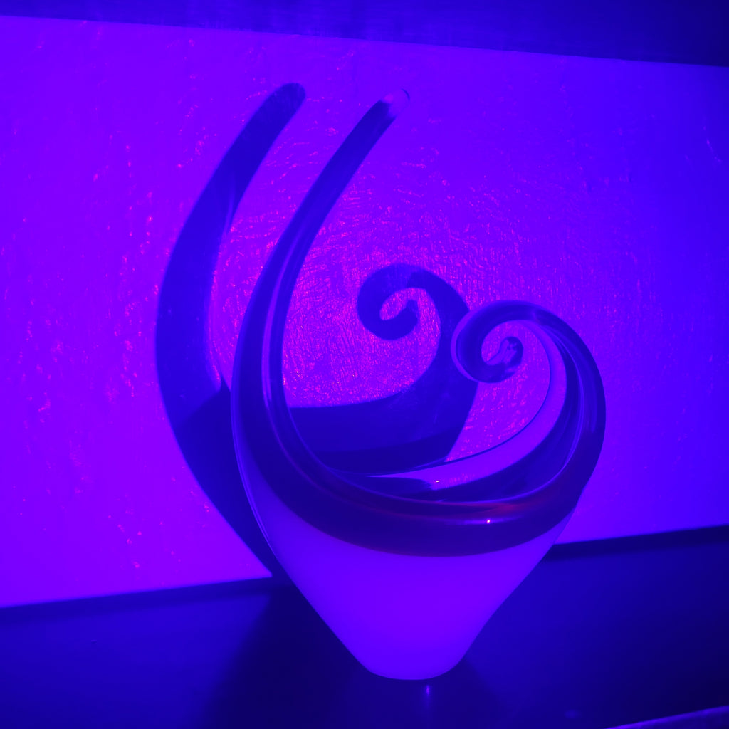 MCM Viartec THF Spanish art glass free form sculpture. Hand-blown. Hot Pink 🔥1960s Glows in UV light