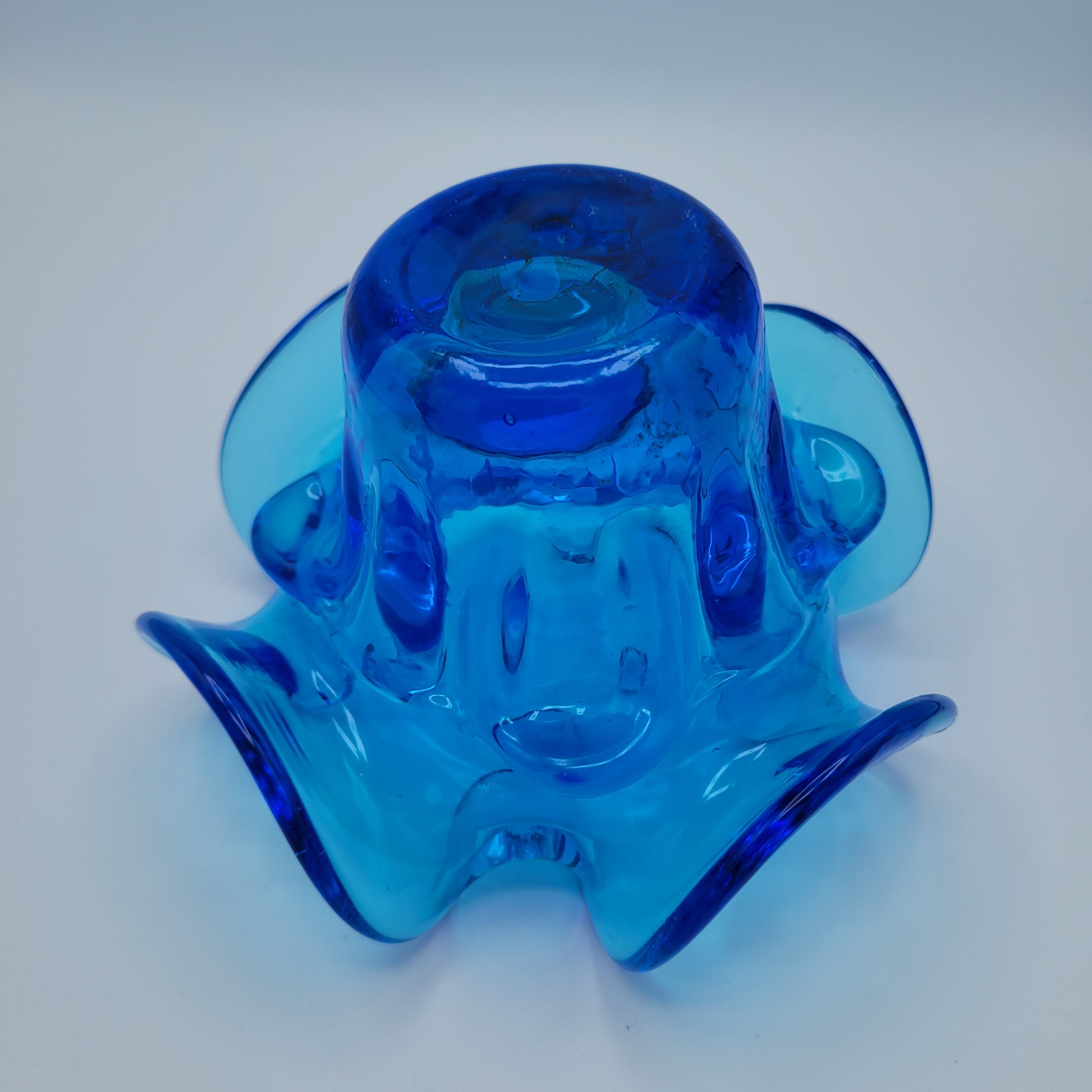 Murano School Fazzoletto/ Handkerchief Vase. Circa 1950s/60s unmarked.