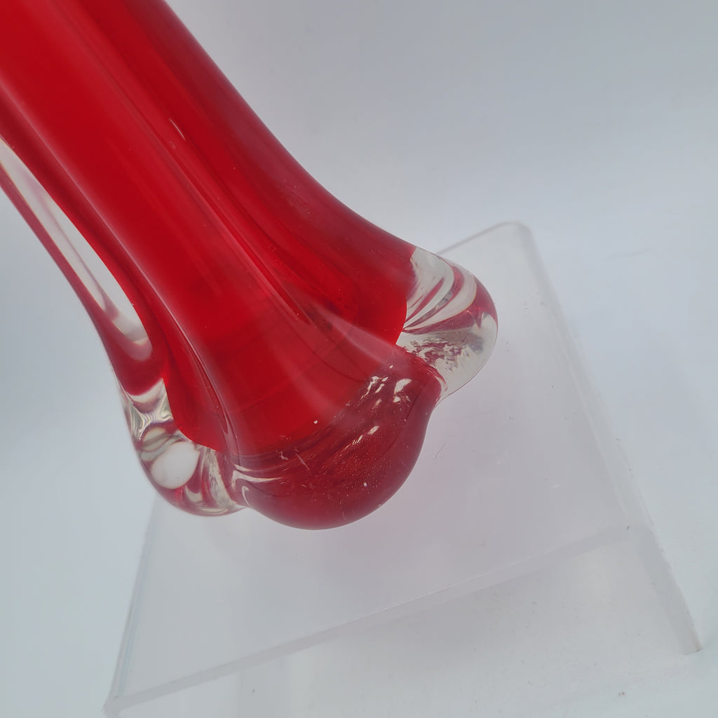 Tall Red Cased Glass Bud Vase — Mid-Century Modern Elegance (28 cm)