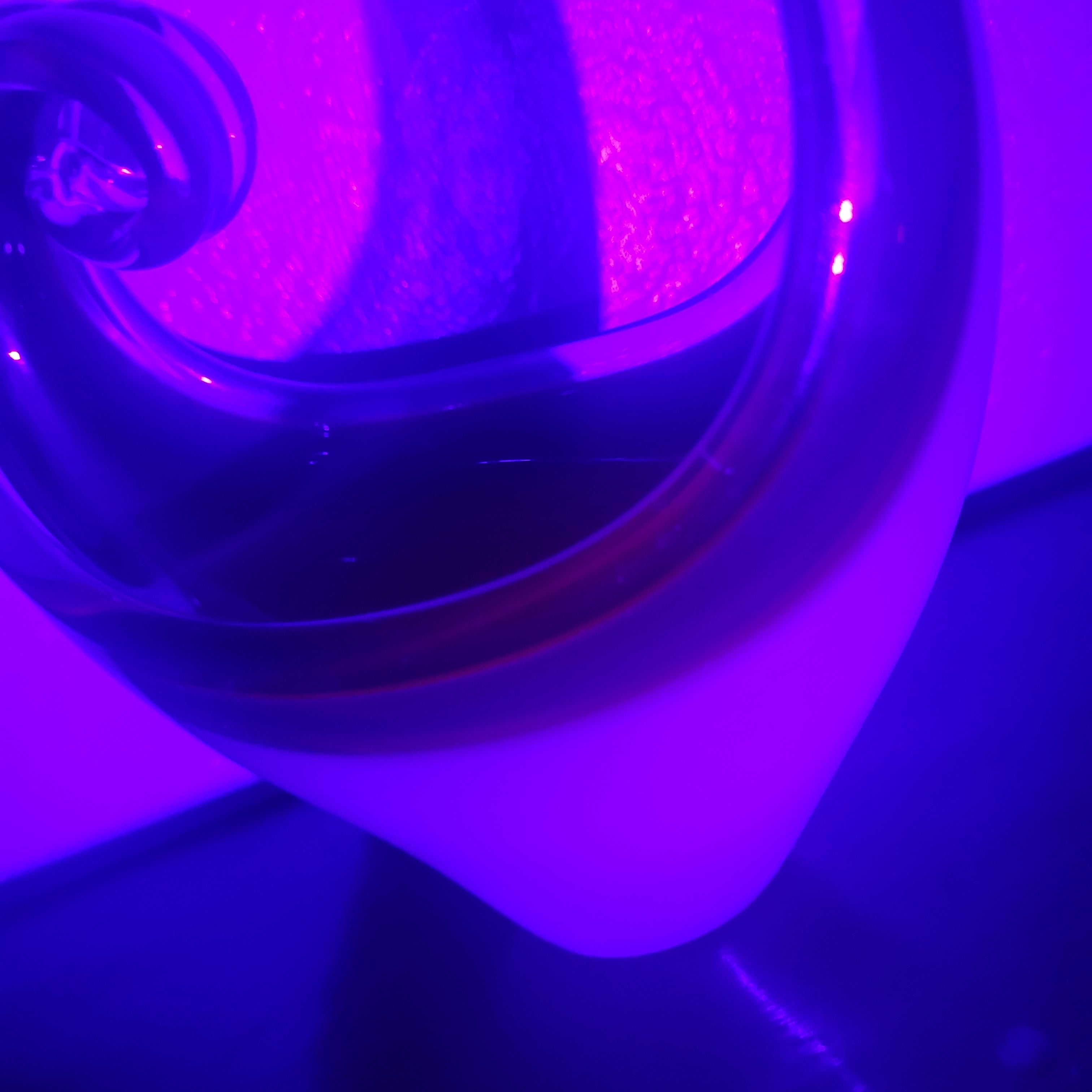 MCM Viartec THF Spanish art glass free form sculpture. Hand-blown. Hot Pink 🔥1960s Glows in UV light