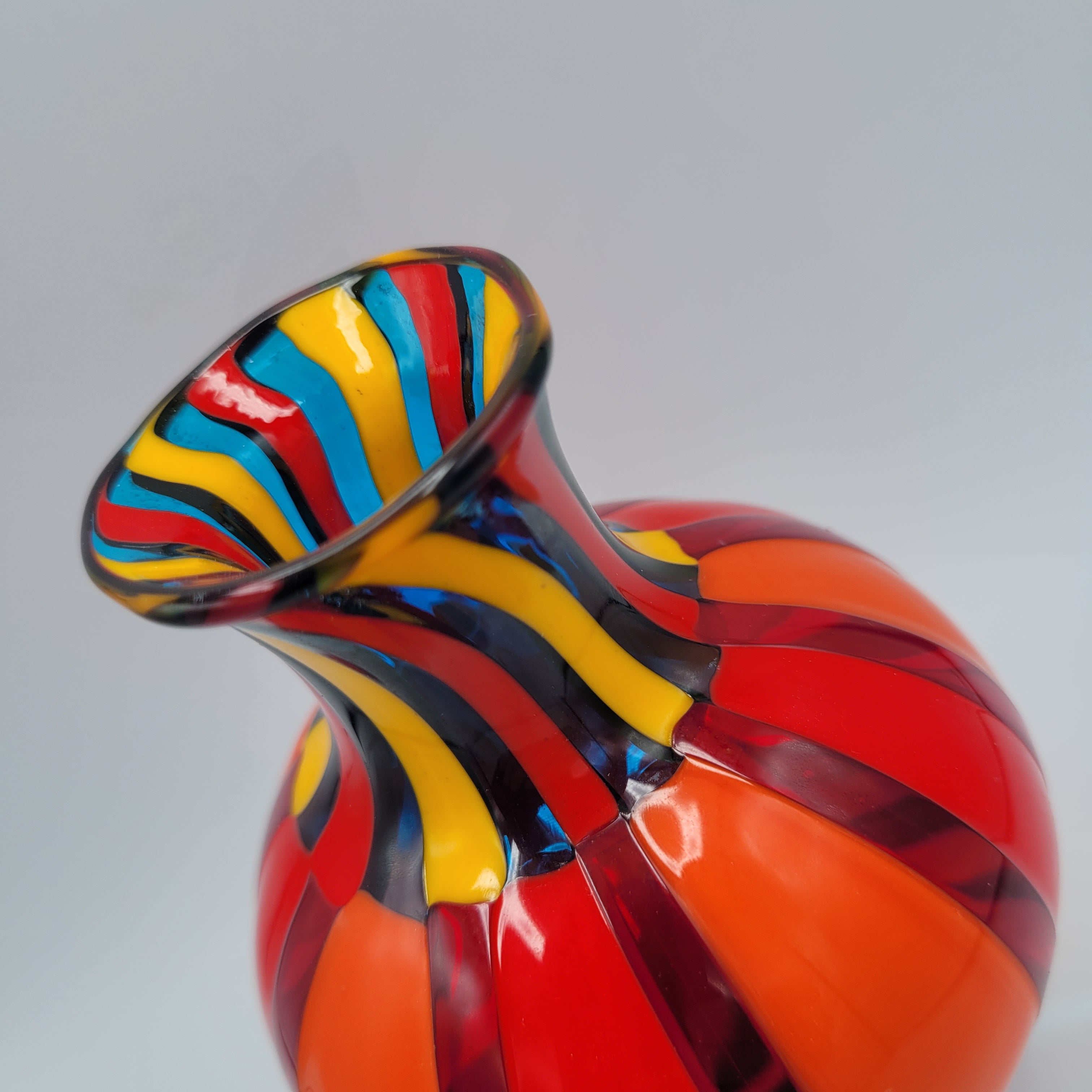 Vibrant Murano Pezzato Art Glass Vase by Angelo Ballarin, 😊 Signed & w/COA. museum quality.