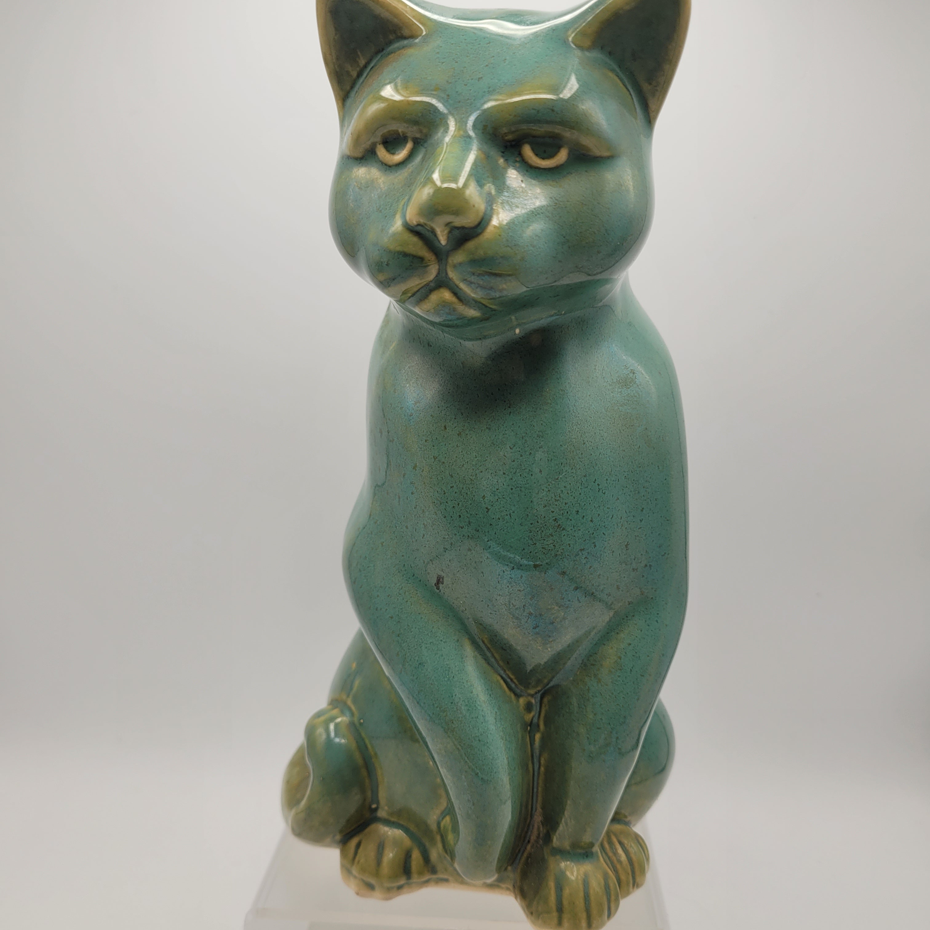 🐾 “The Cat With Opinions” — Mid-Century Ceramic Sculpture