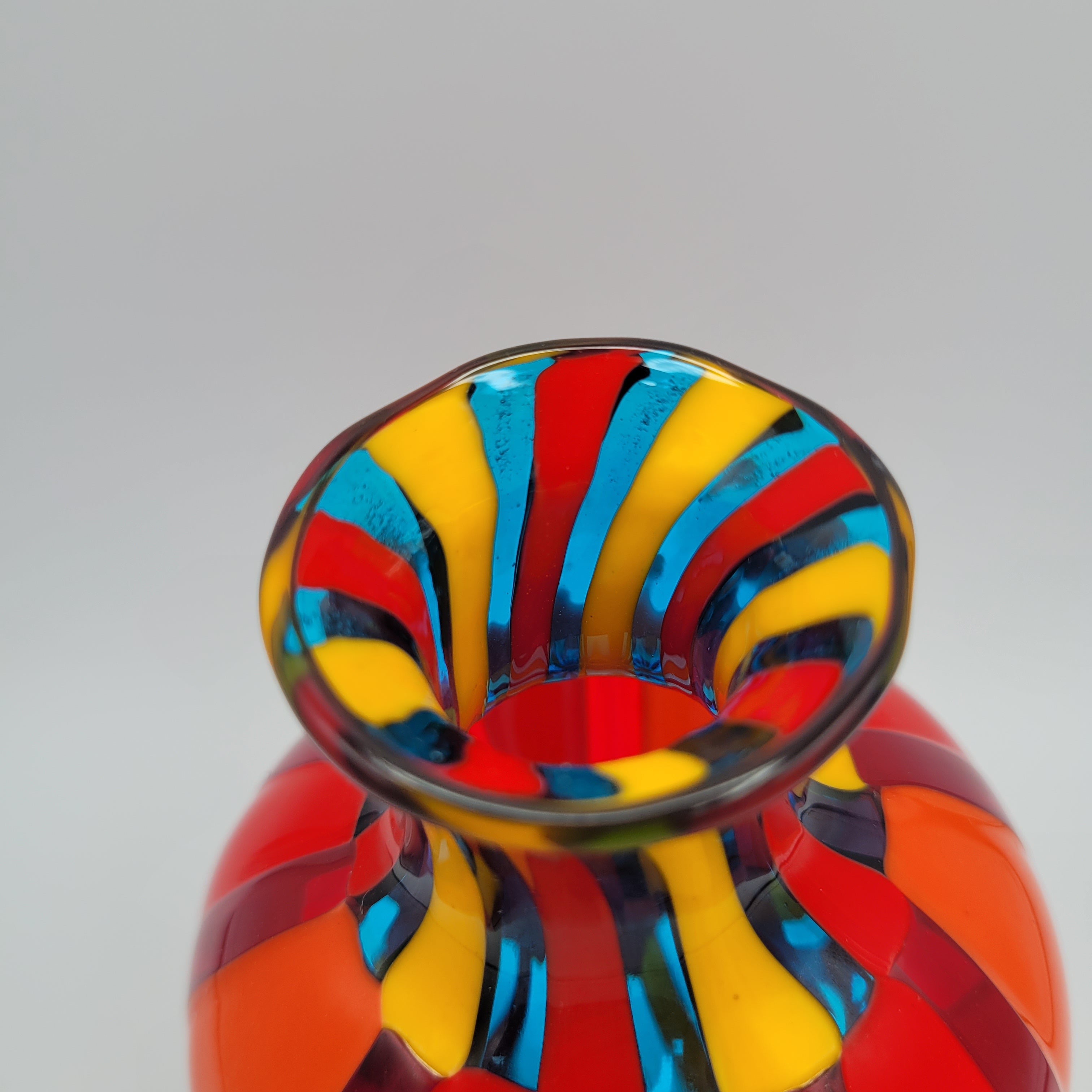 Vibrant Murano Pezzato Art Glass Vase by Angelo Ballarin, 😊 Signed & w/COA. museum quality.