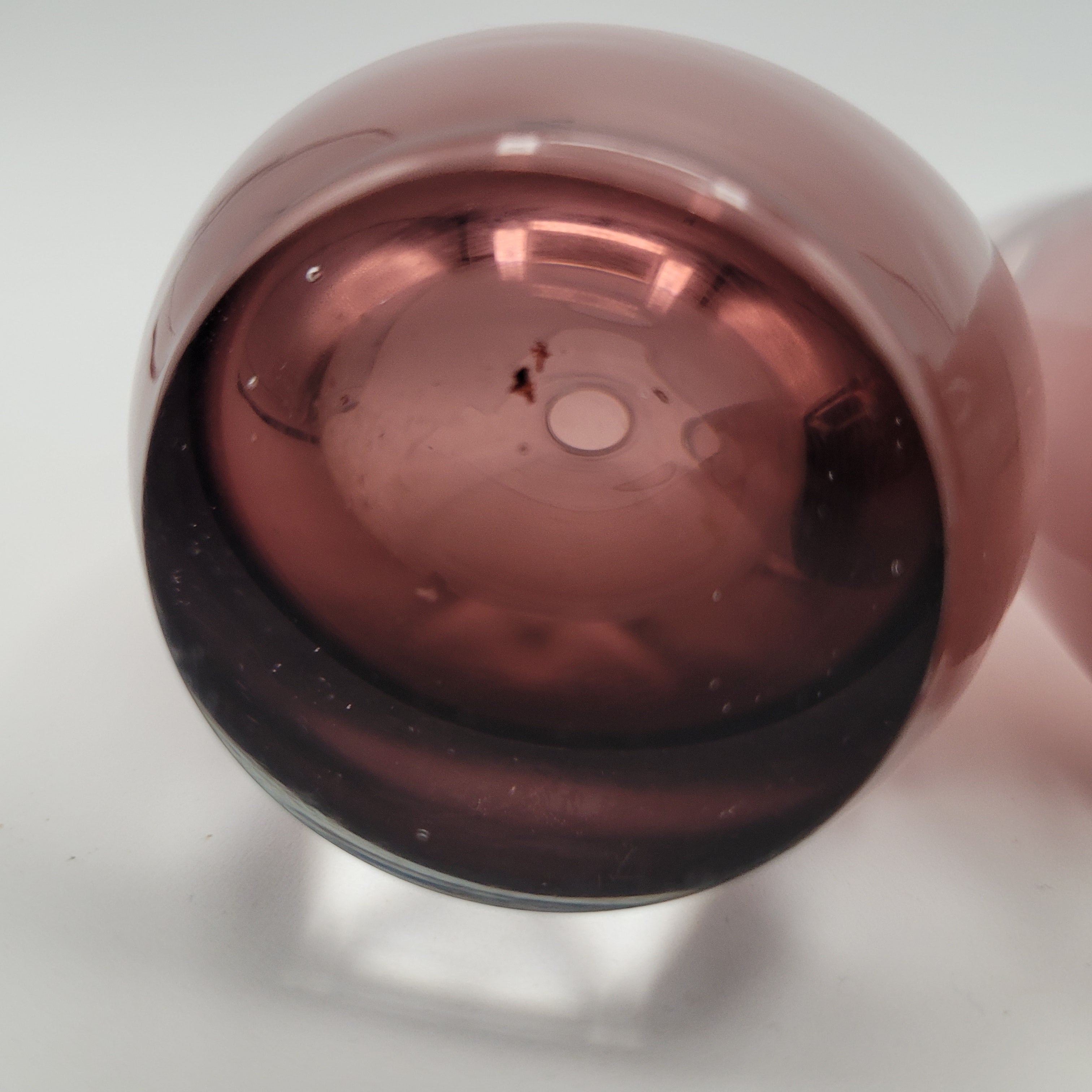 Pair of Riihimäen Lasi “Torpedo” Vases, Attributed to Tamara Aladin (15 cm)