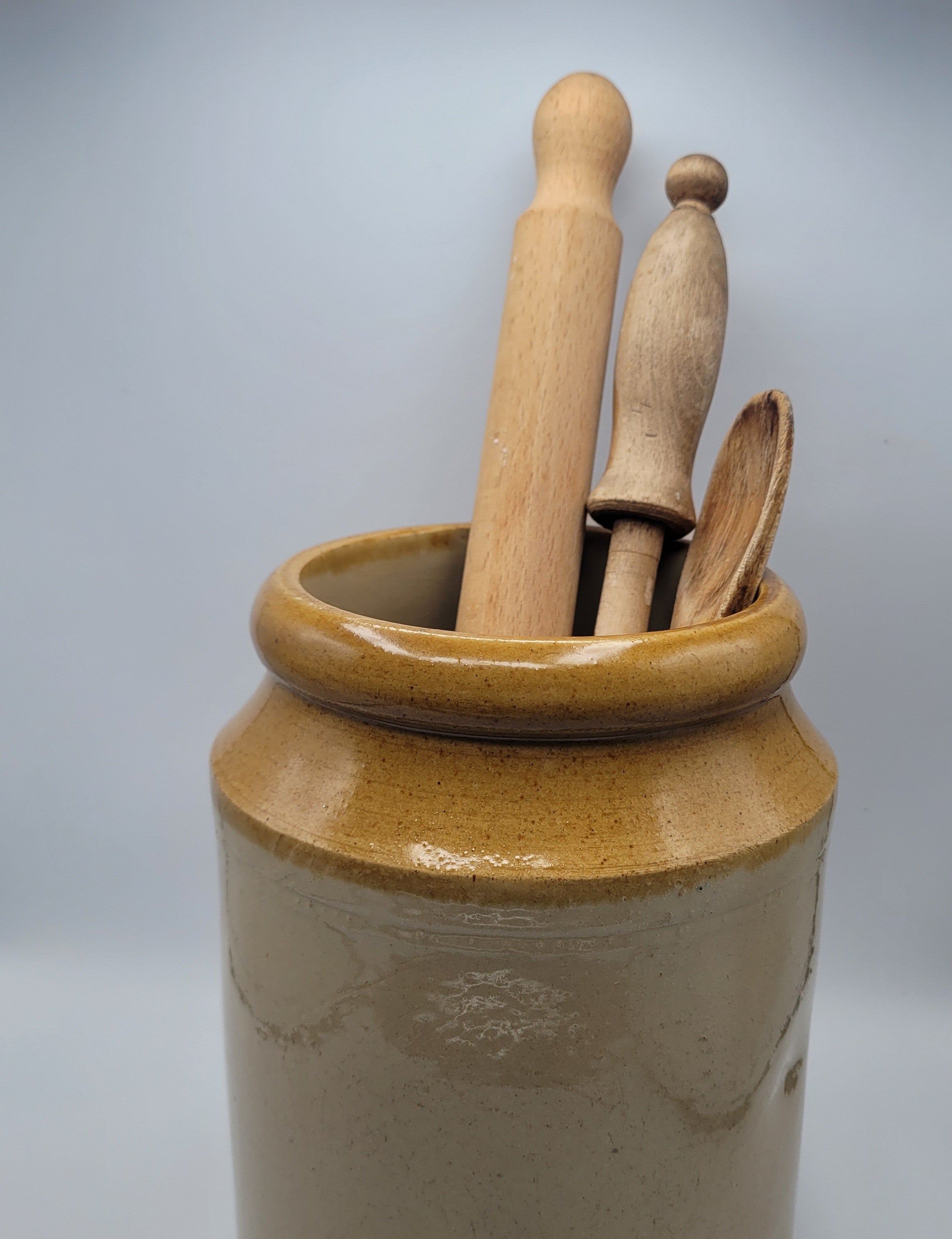 Victorian stoneware utensils pot...yum