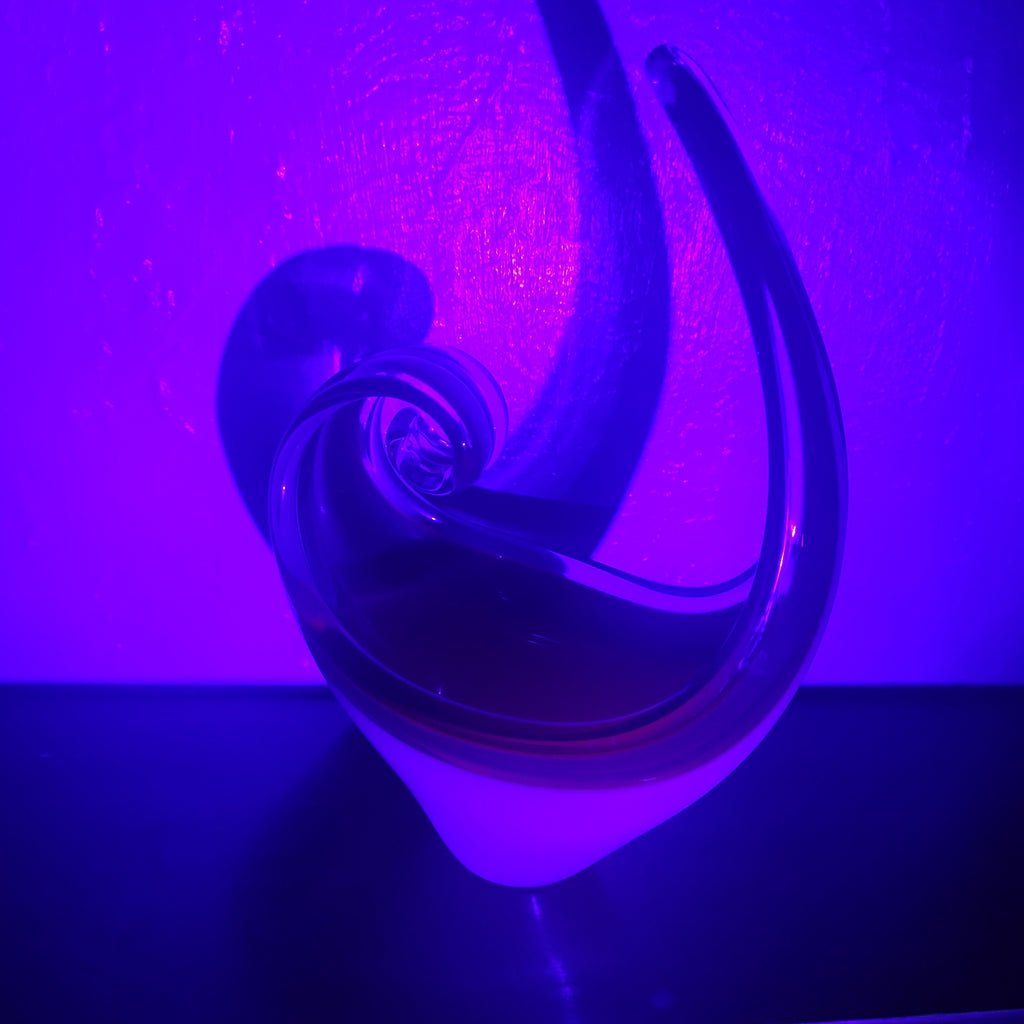 MCM Viartec THF Spanish art glass free form sculpture. Hand-blown. Hot Pink 🔥1960s Glows in UV light
