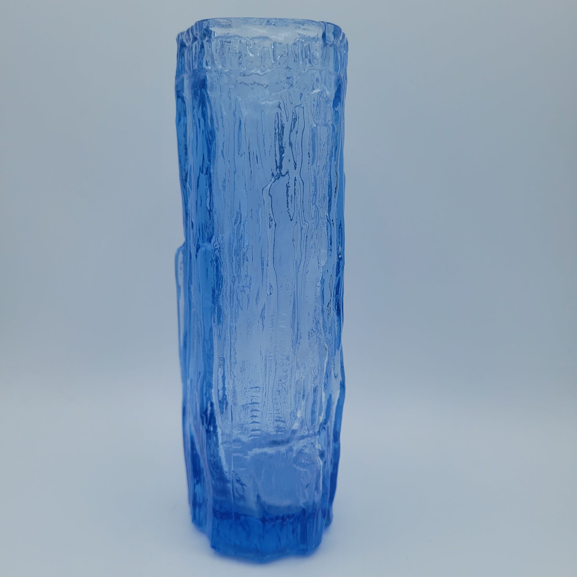 Ravenhead "Bark Effect" ice blue vase. Brrr