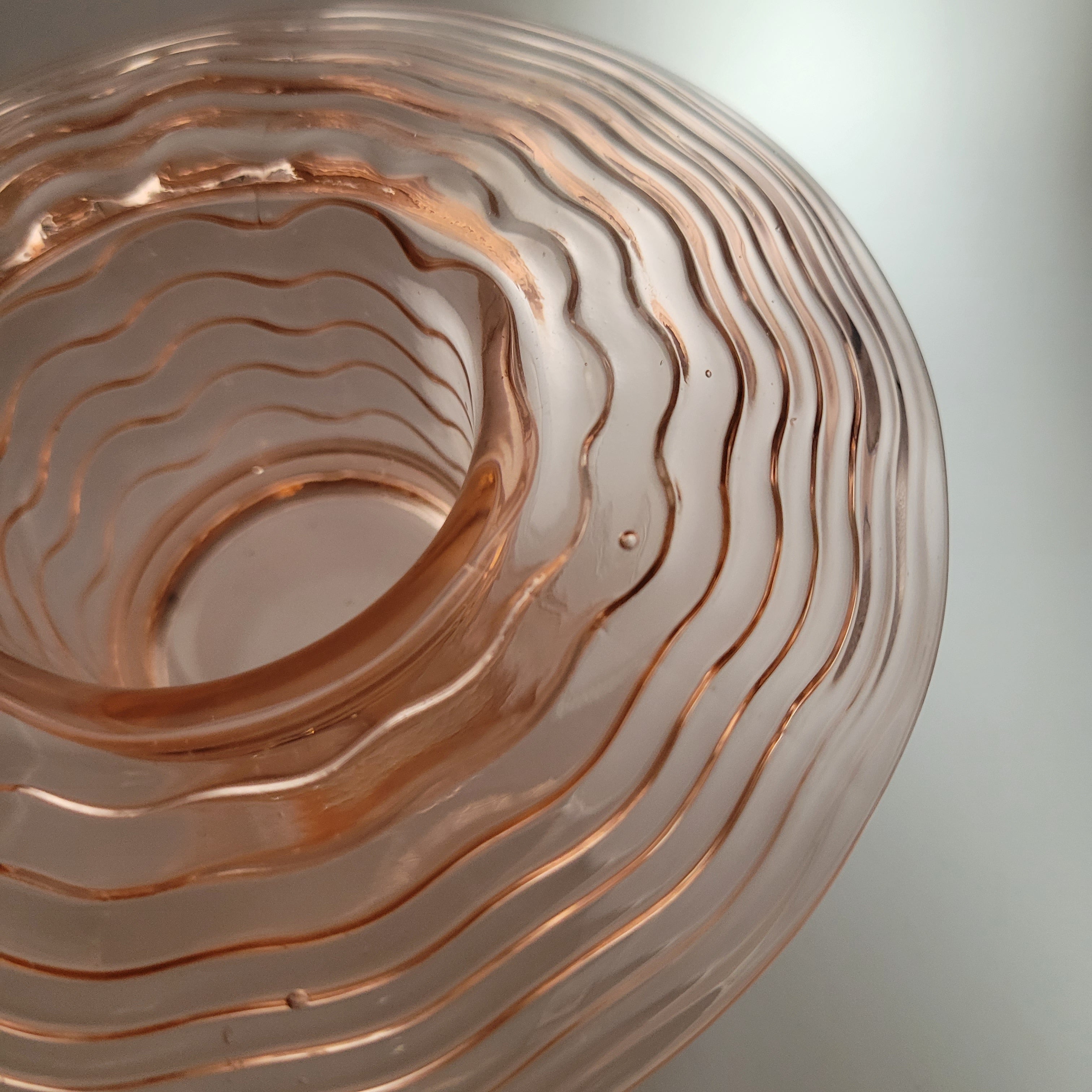Optic-Ribbed Rose-Pink Bowl — Strongly Reminiscent of Ekenäs Glasbruk, Sweden,       c.1955–65
