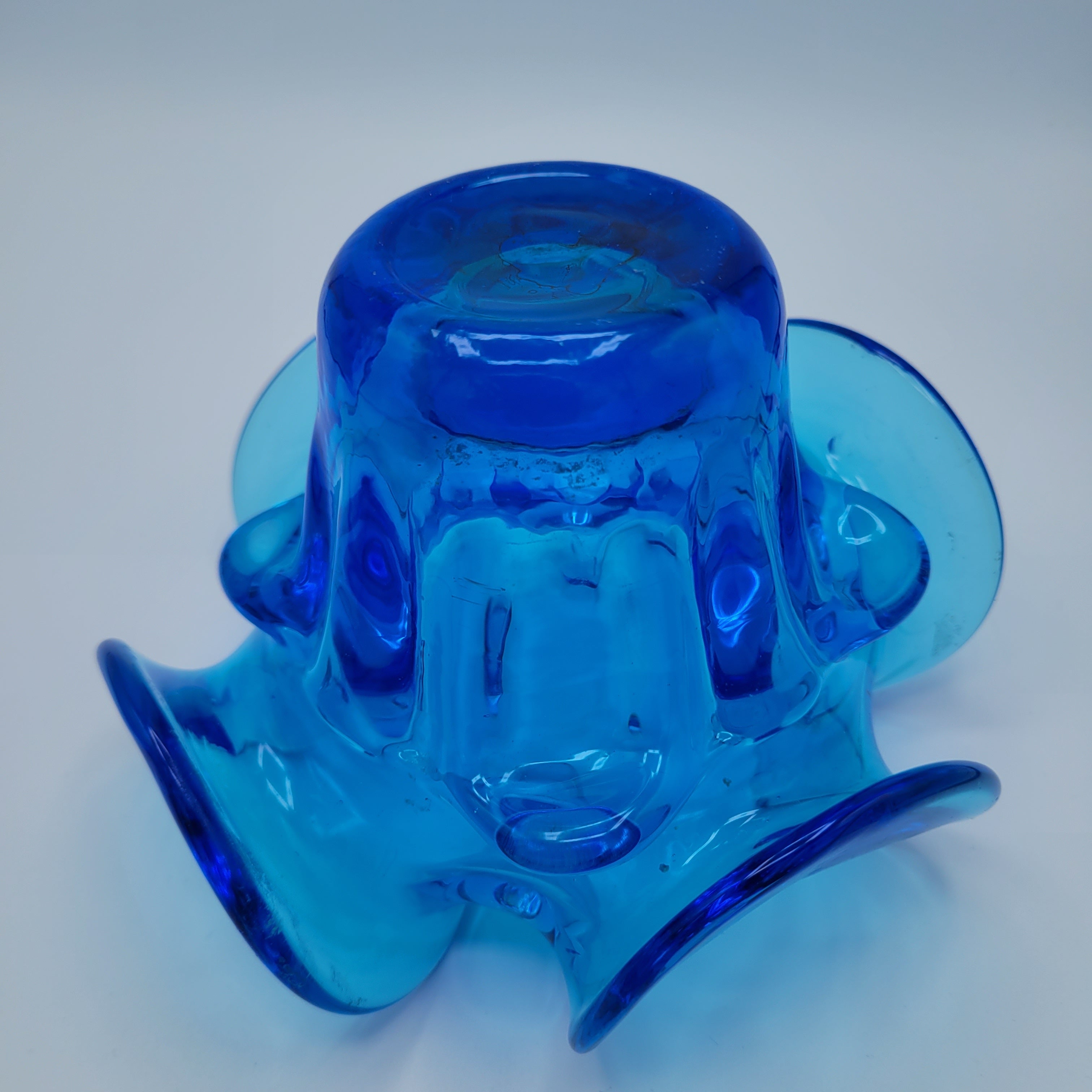 Murano School Fazzoletto/ Handkerchief Vase. Circa 1950s/60s unmarked.