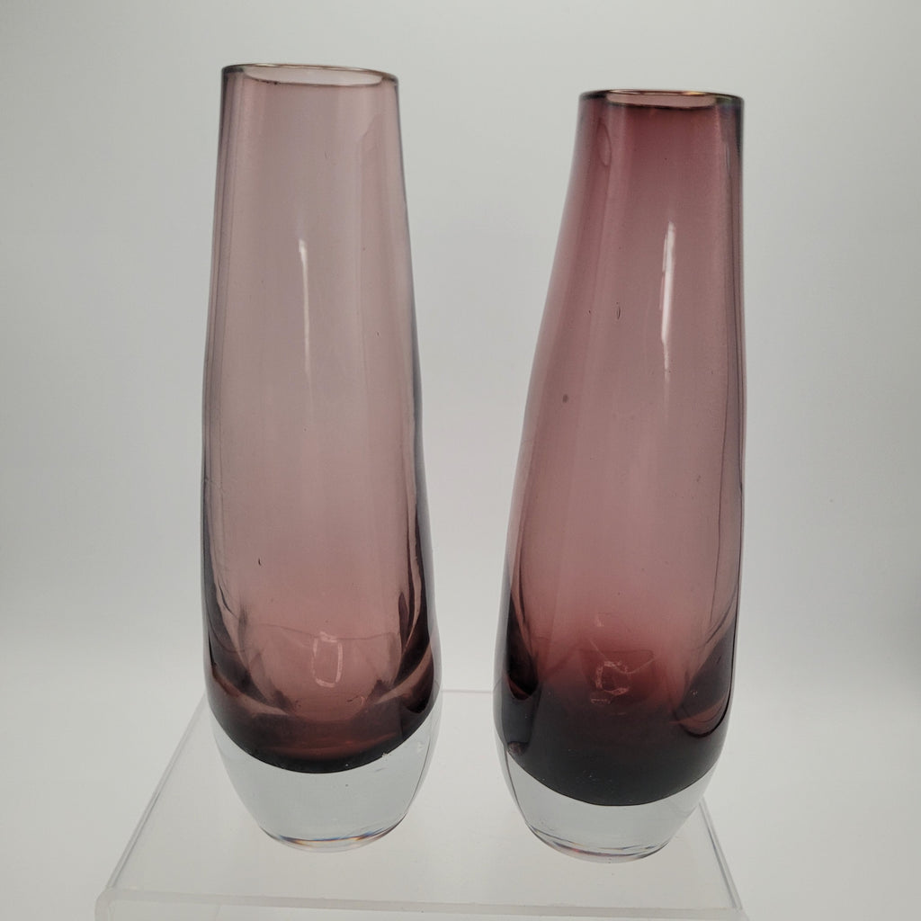 Pair of Riihimäen Lasi “Torpedo” Vases, Attributed to Tamara Aladin (15 cm)