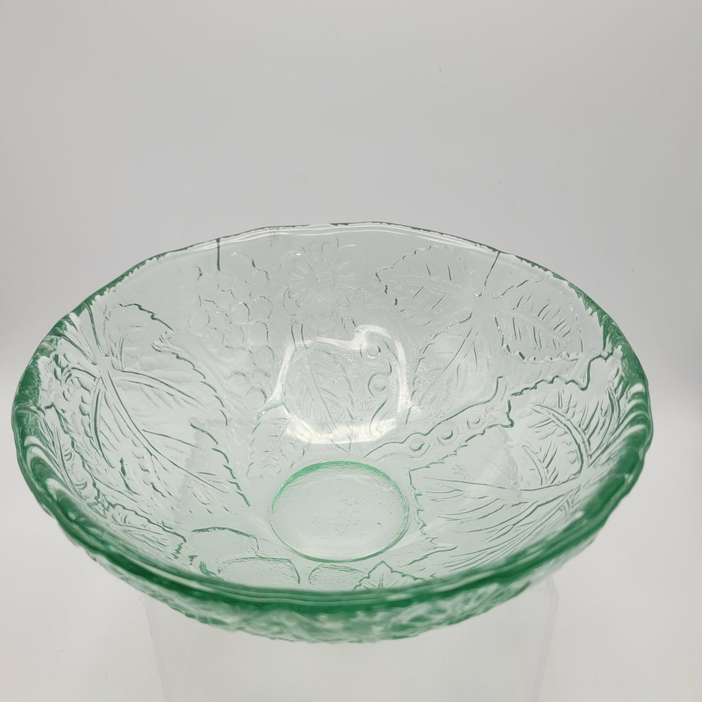 Mid-Century British Pressed Glass Bowl – Pale Green with Subtle Uranium Glow, c.1940s–50s