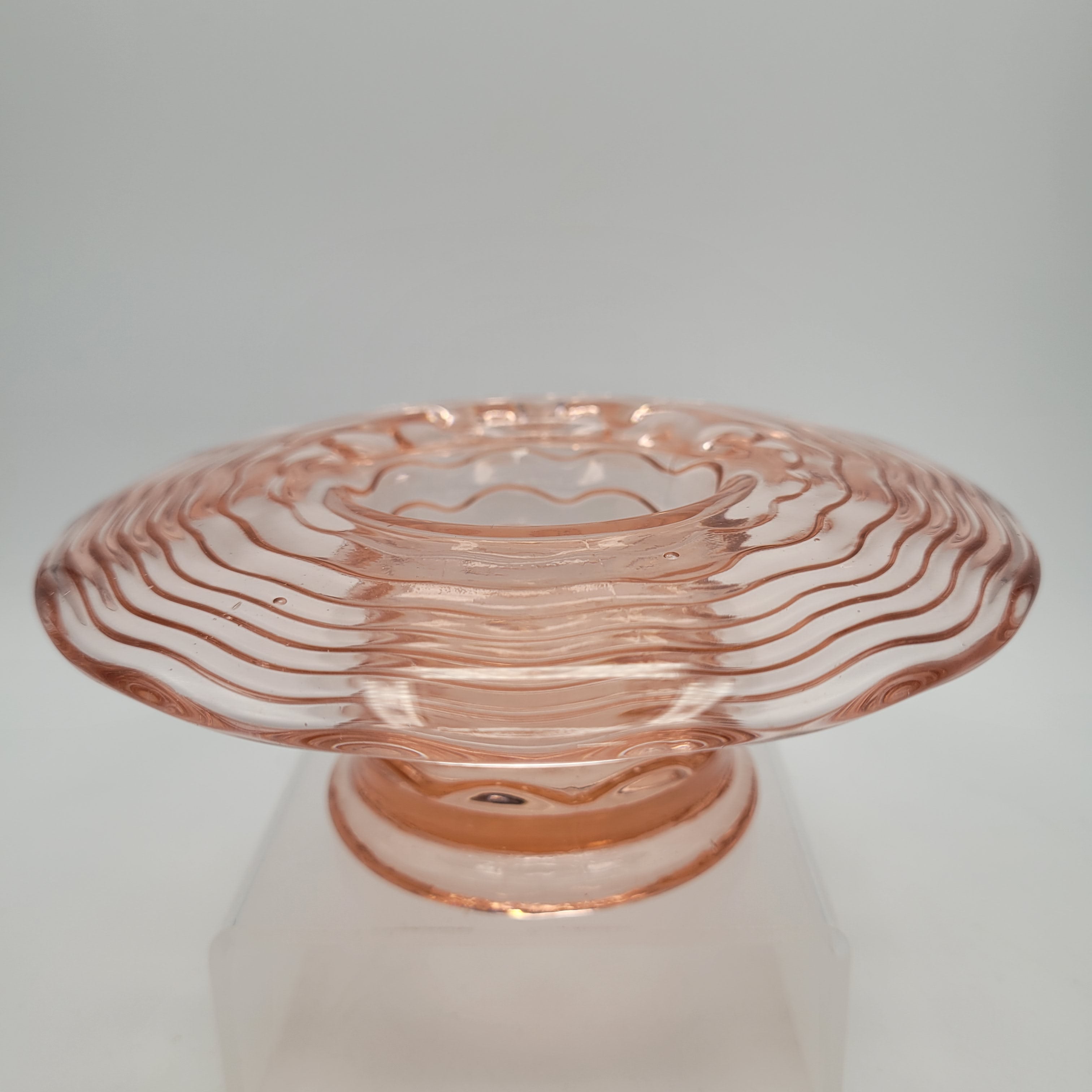 Optic-Ribbed Rose-Pink Bowl — Strongly Reminiscent of Ekenäs Glasbruk, Sweden,       c.1955–65